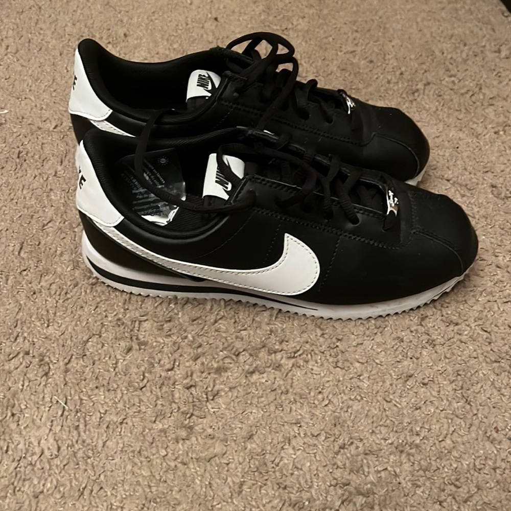 Nike Black Cortez - Size 7Y